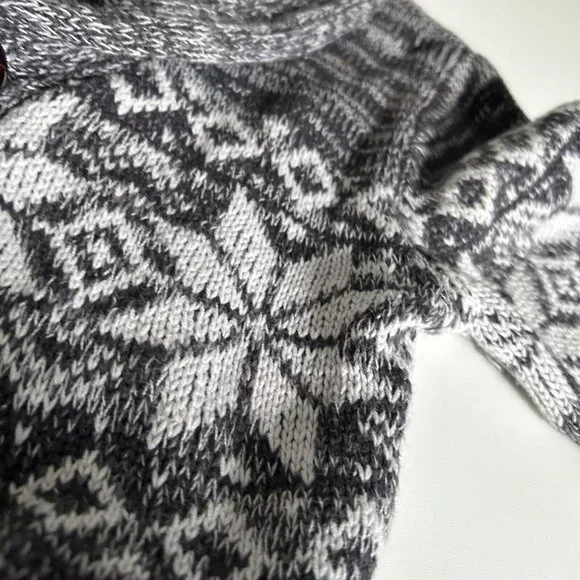 Skyr Boys Kids 6 Grey Cardigan Button Down Snowflake Winter Knit Cotton - Picture 11 of 12